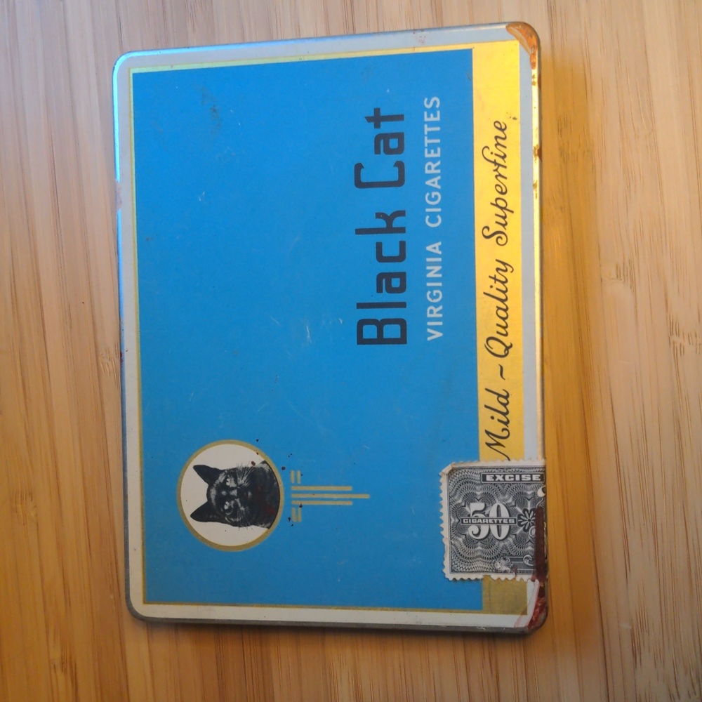 Vintage antique black cat cigarette tin